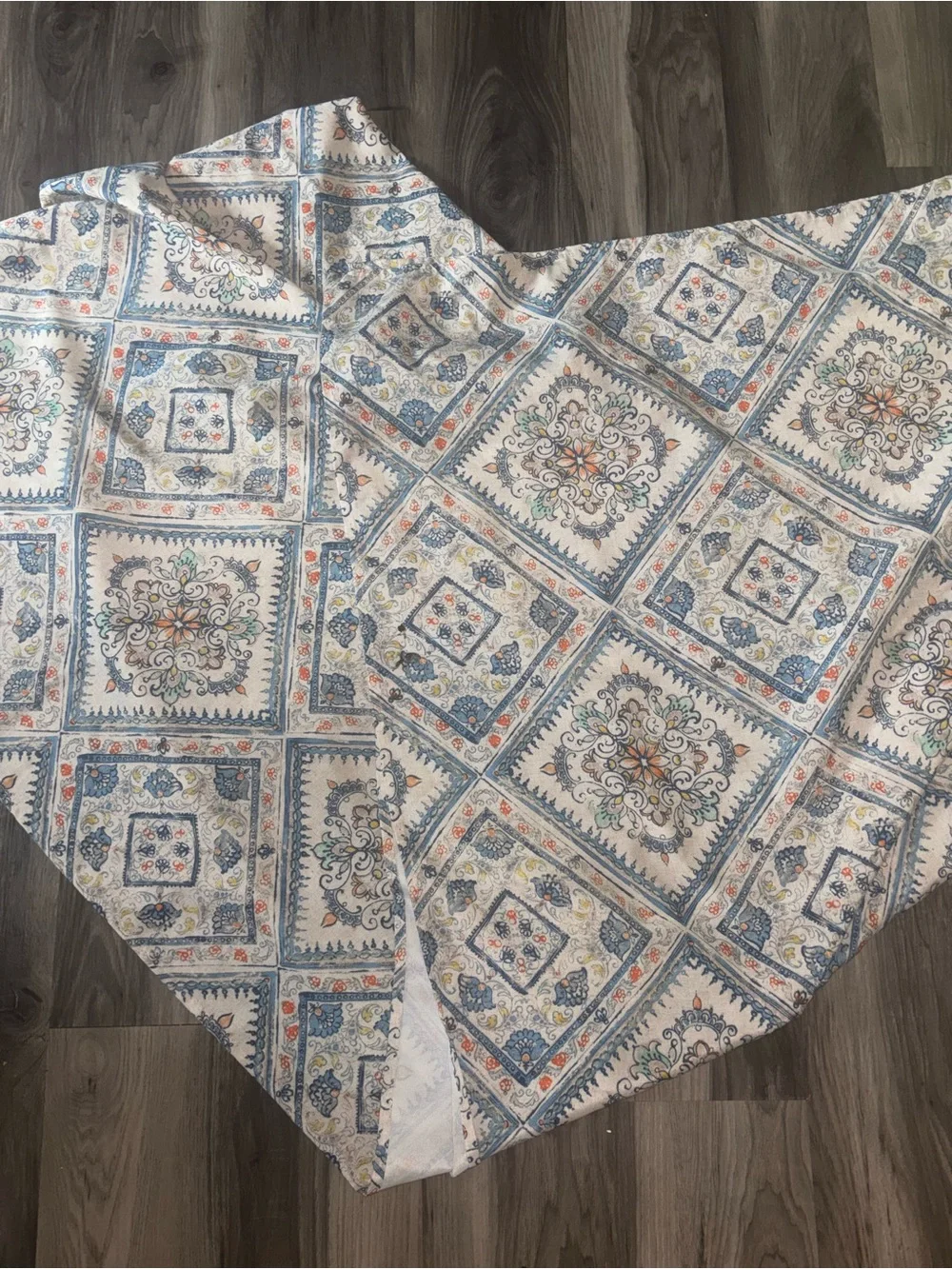 Classic Blue and Cream Mediterranean Tile Tablecloth - Home Dining
